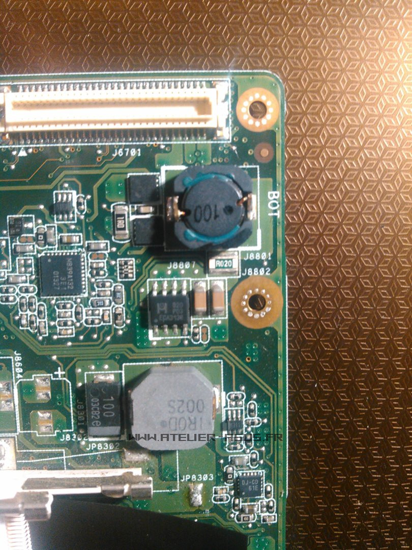 RESOLU Localisation pile sur carte mère Asus N82JV Le forum des portables Asus